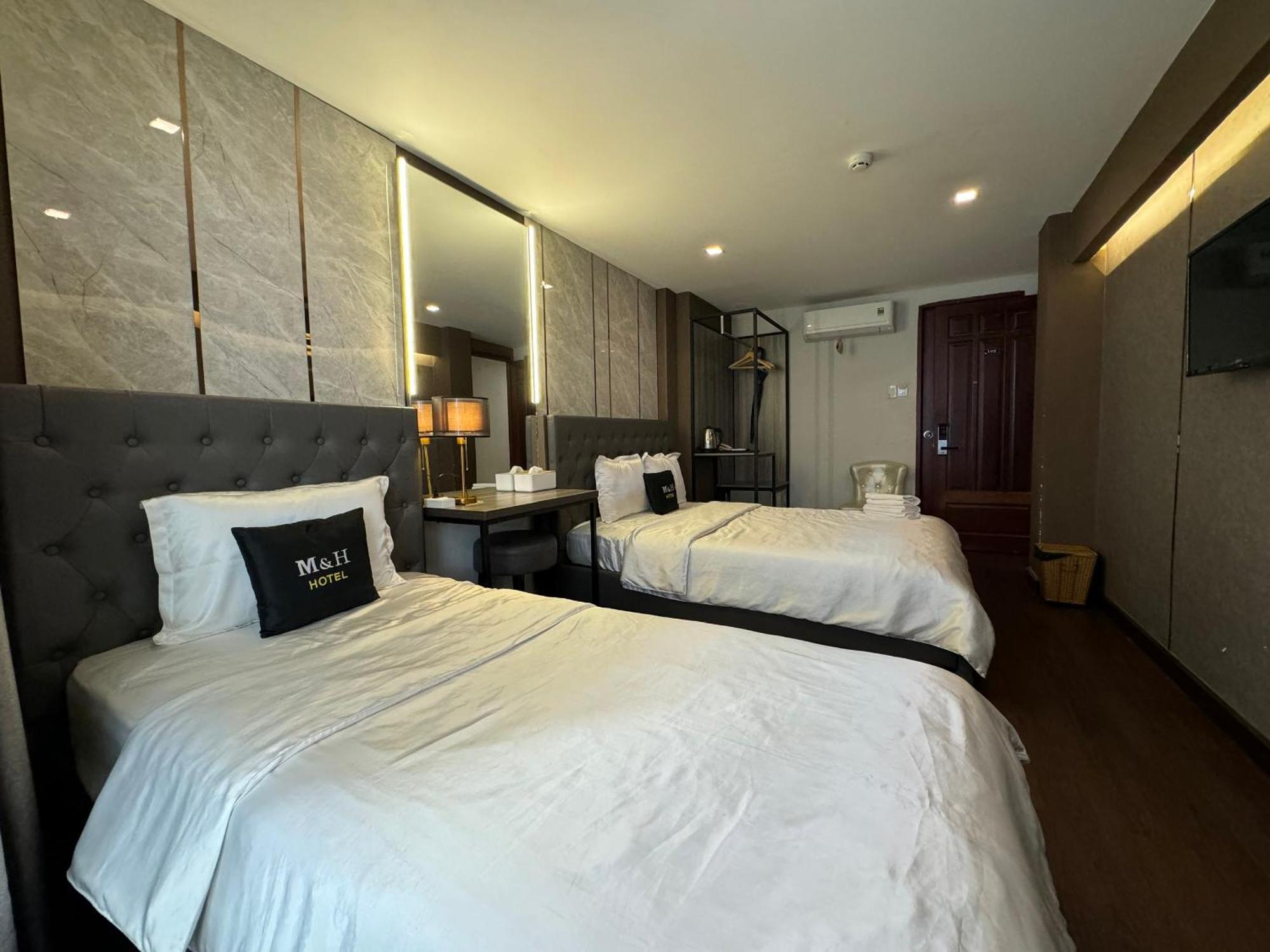 הו צ'י מין סיטי M&H Hotel מראה חיצוני תמונה