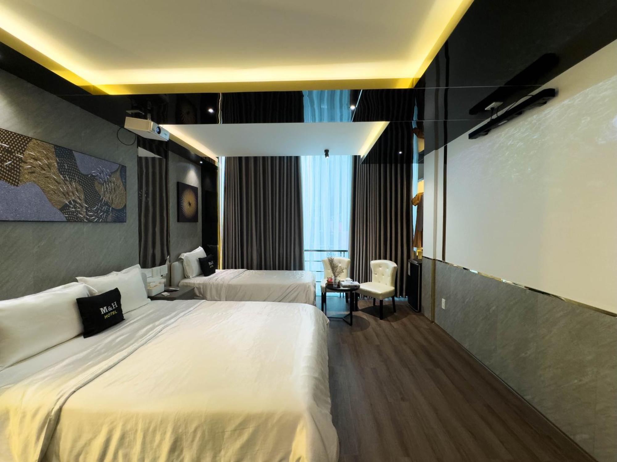 הו צ'י מין סיטי M&H Hotel מראה חיצוני תמונה