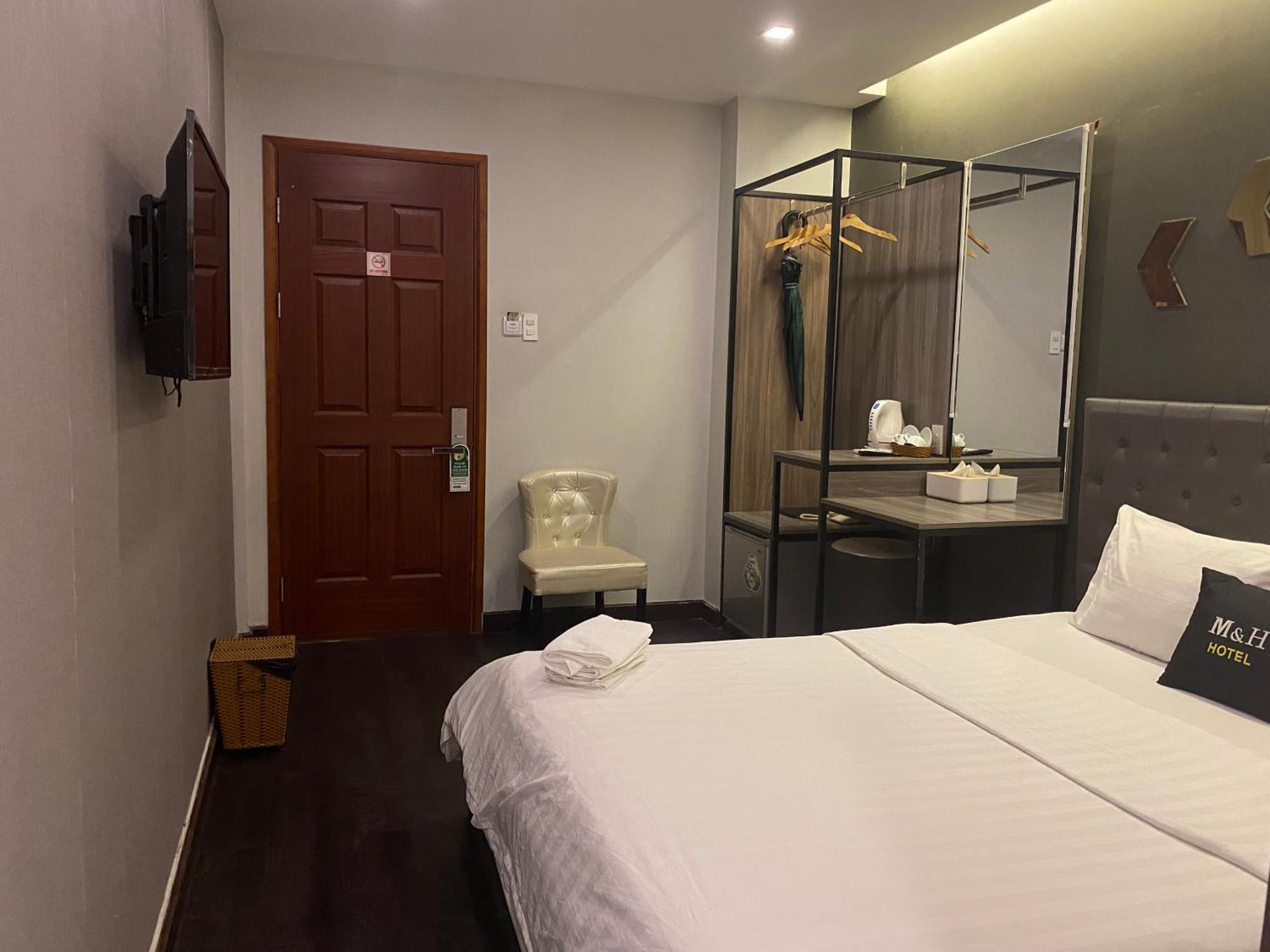 הו צ'י מין סיטי M&H Hotel מראה חיצוני תמונה