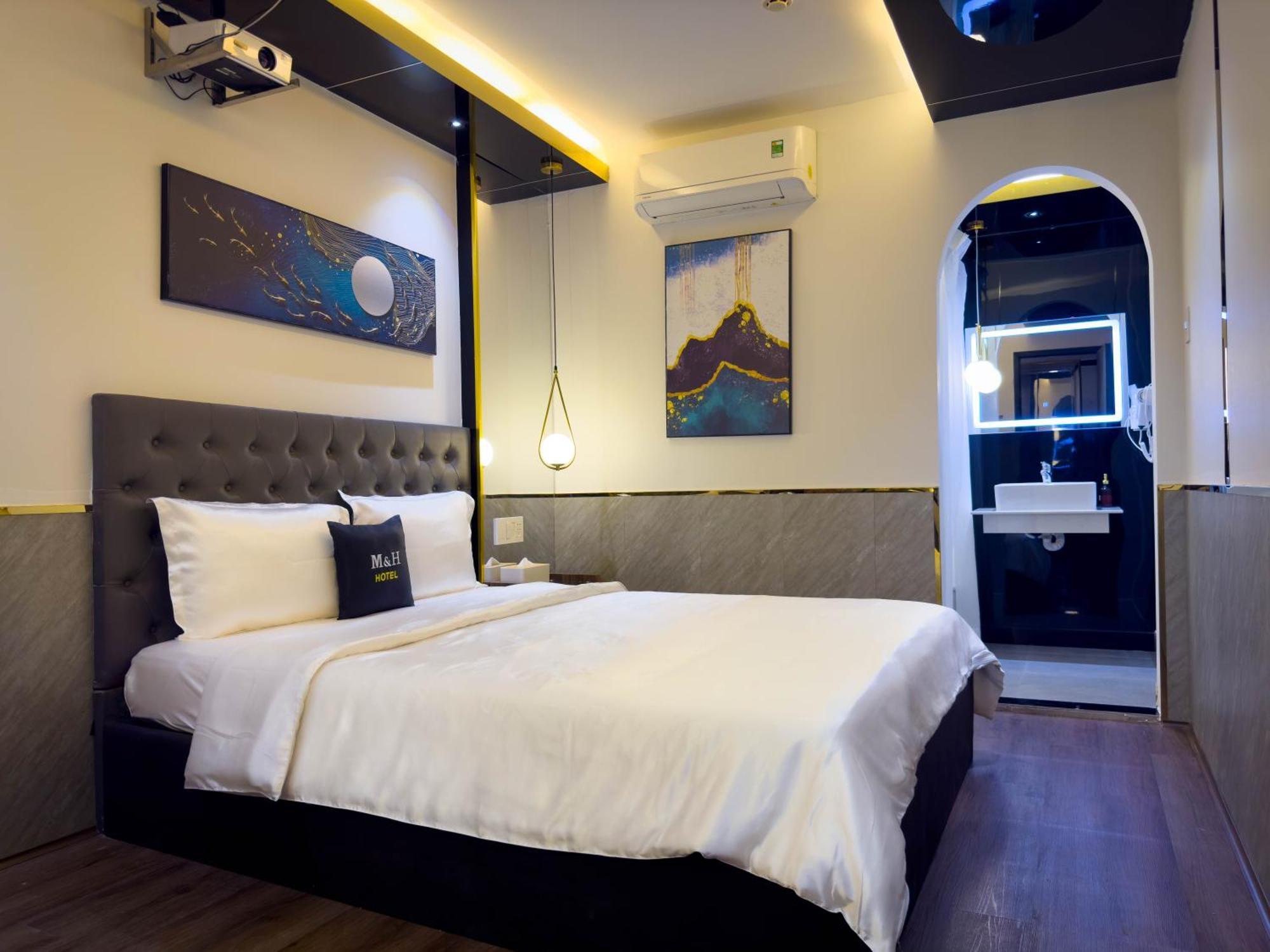 הו צ'י מין סיטי M&H Hotel מראה חיצוני תמונה